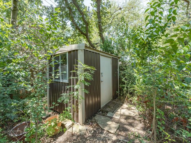 5008 Kemble Street, Fort Worth, TX 76103