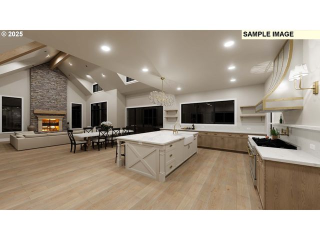 527 Sw HOFFMAN Rd, West Linn, OR 97068