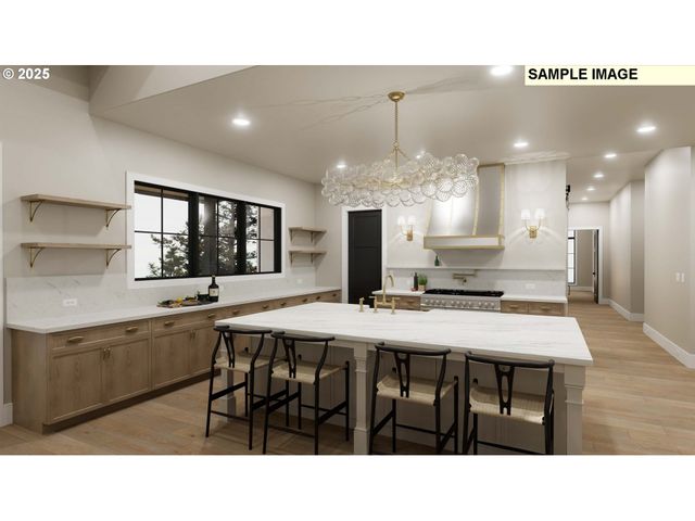 527 Sw HOFFMAN Rd, West Linn, OR 97068