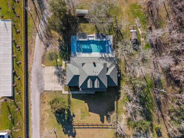 2730 Lawrence Road, Kemah, TX 77565