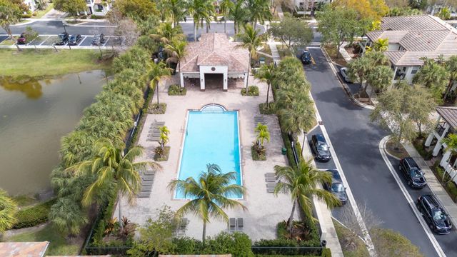 4826 Acadian Trail, Coconut Creek, FL 33073