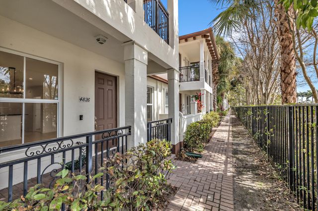 4826 Acadian Trail, Coconut Creek, FL 33073