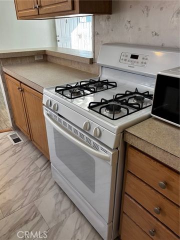 14272 Hoover St., Westminster, CA 92683