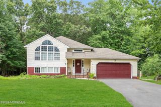 20 Elana Drive, Jackson, NJ 08527