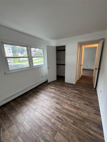 1145 Glen Road B, Shrub Oak, NY 10588