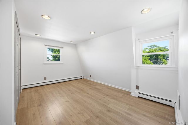 25 Parkdale Drive, North Babylon, NY 11703