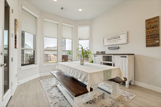 3402 Montgomery Avenue, Melissa, TX 75454