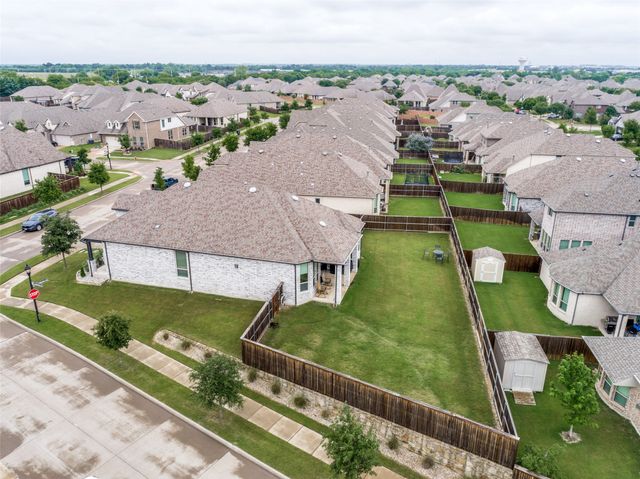 3402 Montgomery Avenue, Melissa, TX 75454