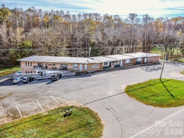 2327 Shelton Avenue, Statesville, NC 28677