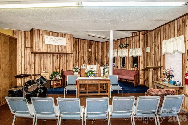 2327 Shelton Avenue, Statesville, NC 28677