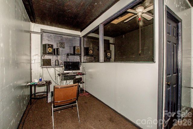 2327 Shelton Avenue, Statesville, NC 28677