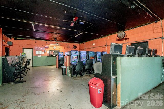 2327 Shelton Avenue, Statesville, NC 28677