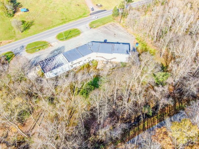 2327 Shelton Avenue, Statesville, NC 28677