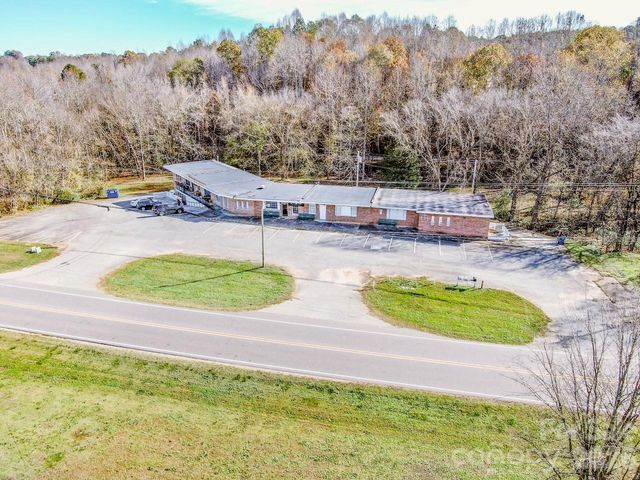 2327 Shelton Avenue, Statesville, NC 28677