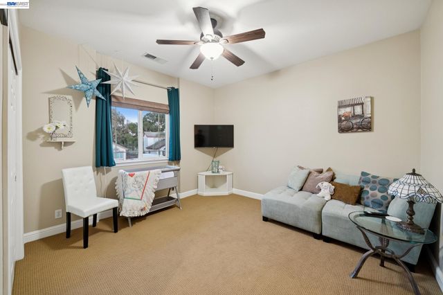 2142 Prestwick Dr, Discovery Bay, CA 94505