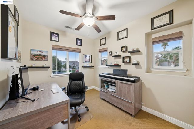 2142 Prestwick Dr, Discovery Bay, CA 94505