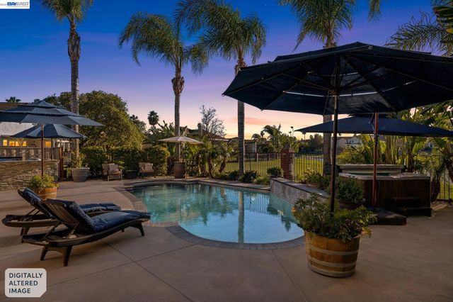 2142 Prestwick Dr, Discovery Bay, CA 94505