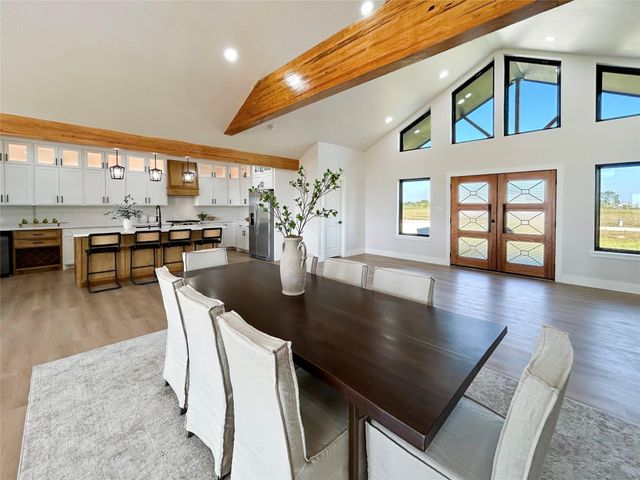 619 Chuckwagon Trail, Angleton, TX 77515