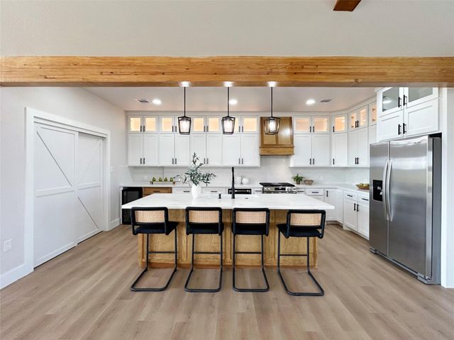 619 Chuckwagon Trail, Angleton, TX 77515