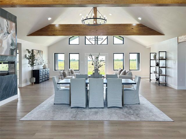 619 Chuckwagon Trail, Angleton, TX 77515