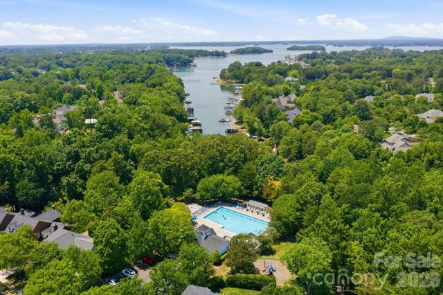 20112 N Cove Road, Cornelius, NC 28031