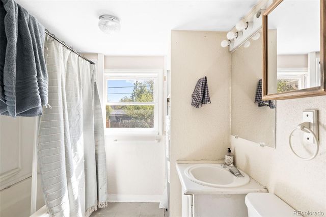 994 Welch Street, Lakewood, CO 80401