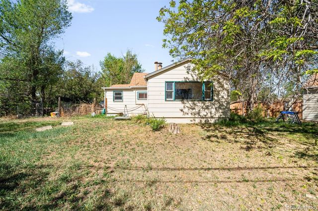 994 Welch Street, Lakewood, CO 80401