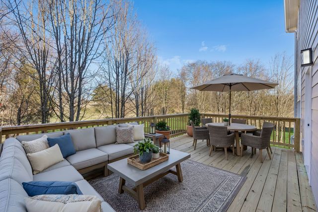1054 Nichols Cir, E, Gallatin, TN 37066