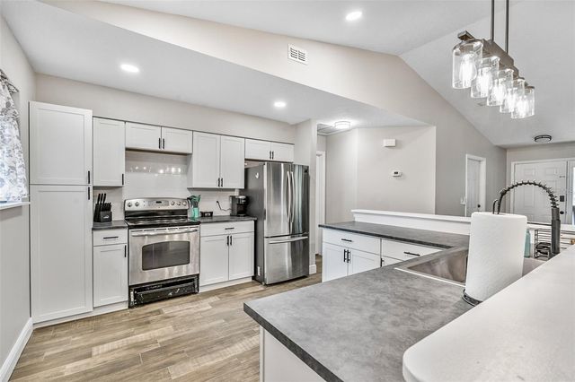 17411 HILLSIDE DRIVE, Montverde, FL 34756