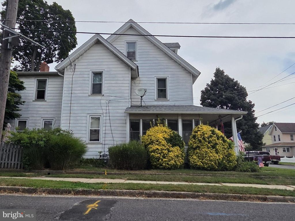 700 CHESTNUT ST, Delanco, NJ 08075