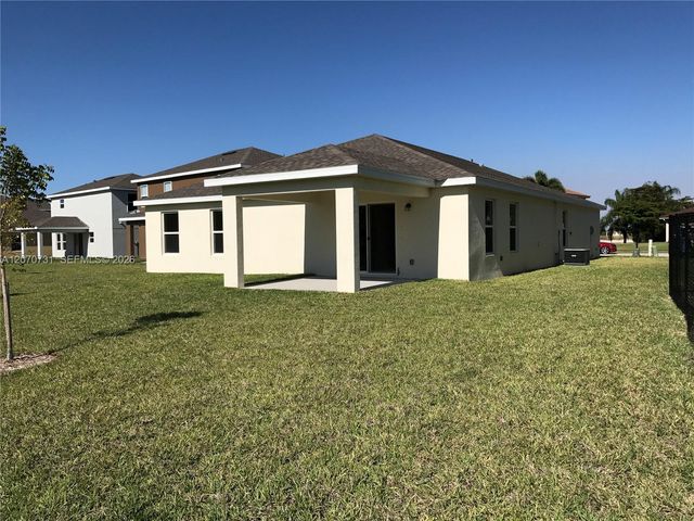 10408 Canal Brook Lane 10408, Lehigh Acres, FL 33936