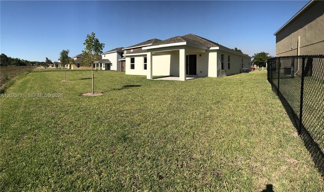 10408 Canal Brook Lane 10408, Lehigh Acres, FL 33936