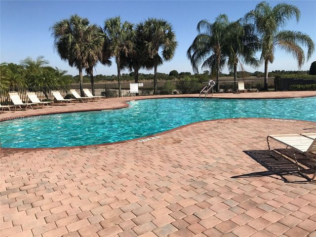10408 Canal Brook Lane 10408, Lehigh Acres, FL 33936