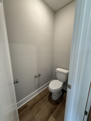 216 Spring House Dr, Manchester, TN 37355