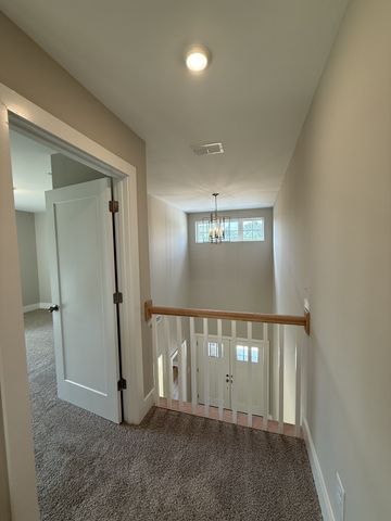 216 Spring House Dr, Manchester, TN 37355