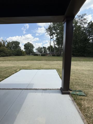 216 Spring House Dr, Manchester, TN 37355