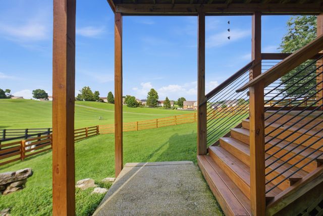 307 General Smith Drive, Richmond, KY 40475