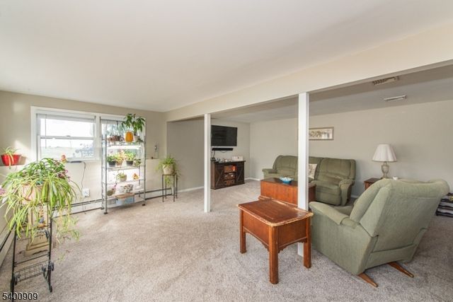 50 Carol Drive, Roxbury Twp., NJ 07876