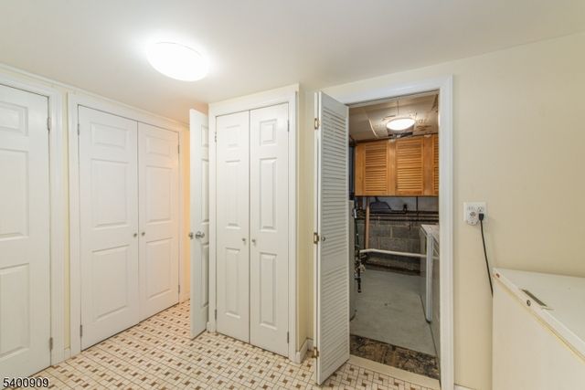 50 Carol Drive, Roxbury Twp., NJ 07876