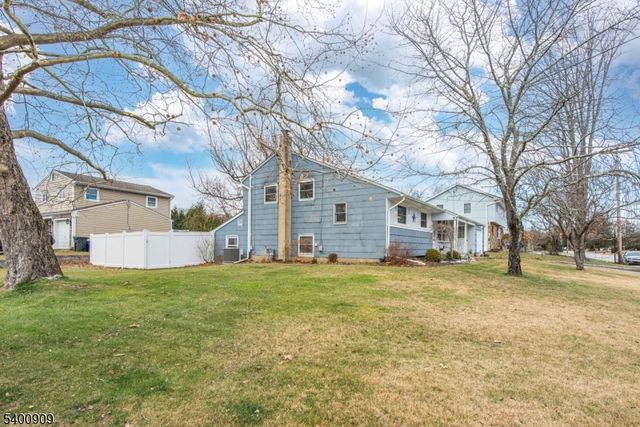 50 Carol Drive, Roxbury Twp., NJ 07876