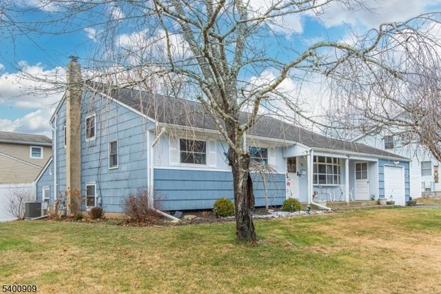 50 Carol Drive, Roxbury Twp., NJ 07876