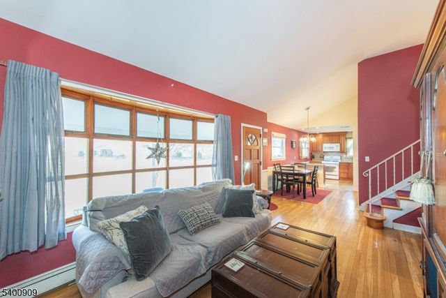 50 Carol Drive, Roxbury Twp., NJ 07876