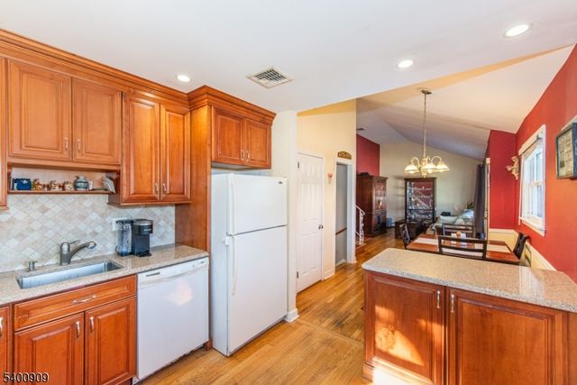 50 Carol Drive, Roxbury Twp., NJ 07876