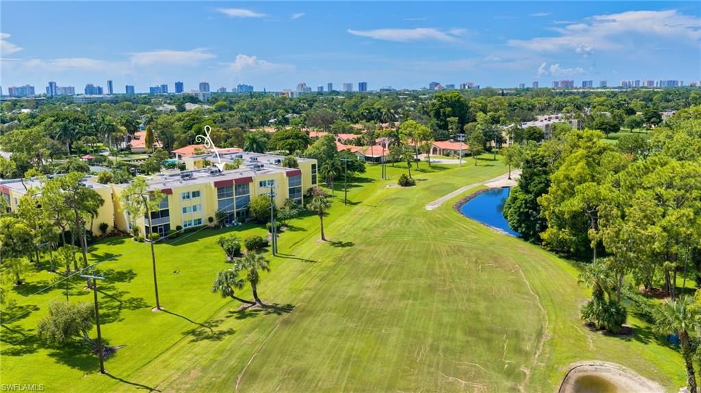 1057 Forest Lakes DR 307, Naples, FL 34105