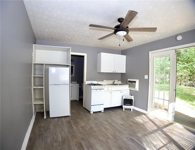 238 Dallas Street, Hiram, GA 30141