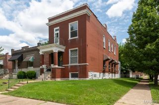 5240 Alaska Avenue, St Louis, MO 63111