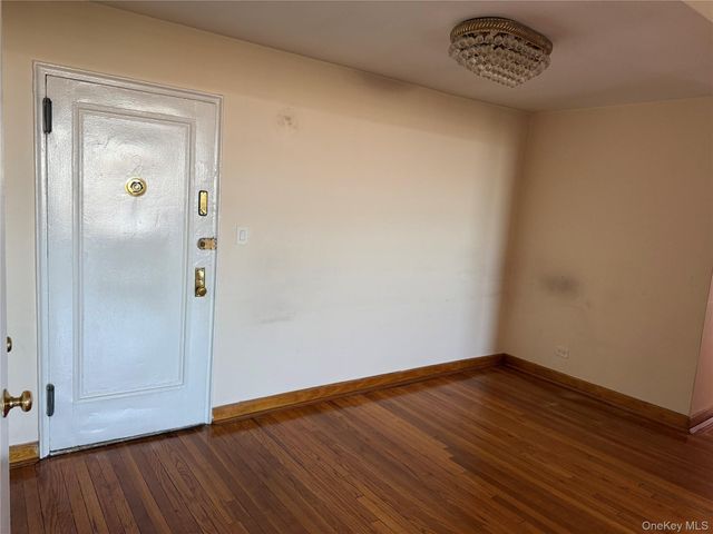102-18 64th Avenue 6W, Forest Hills, NY 11375