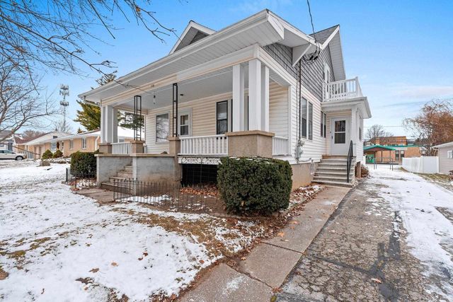 163 SUMMIT STREET, Pulaski, WI 54162