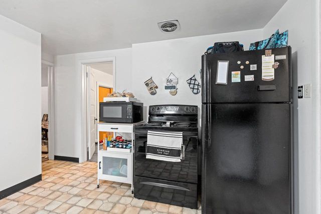 163 SUMMIT STREET, Pulaski, WI 54162