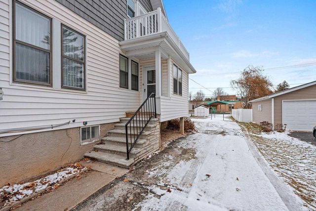 163 SUMMIT STREET, Pulaski, WI 54162